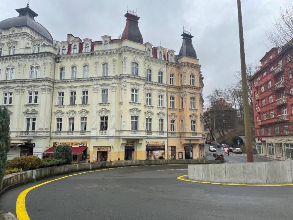 Apartman Diana Karlovy Vary Exterior foto